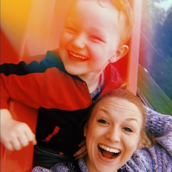 Meet Your Posher! - Picture 7 of 8